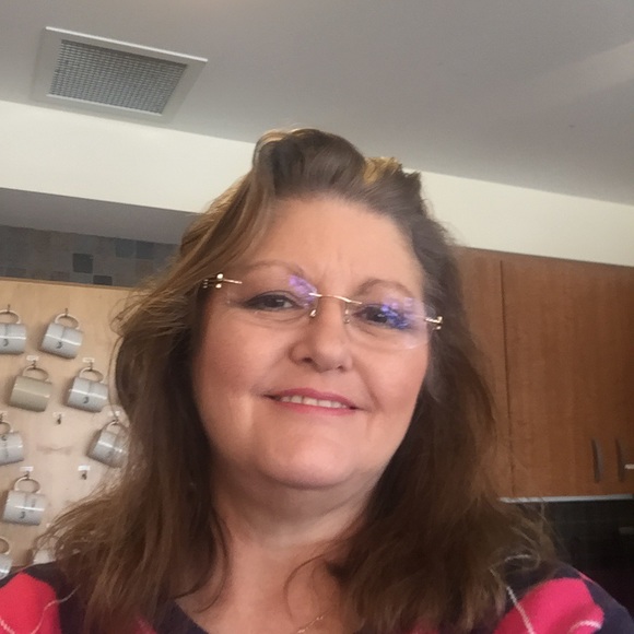 Meet your Posher, Terry - Picture 2 of 2